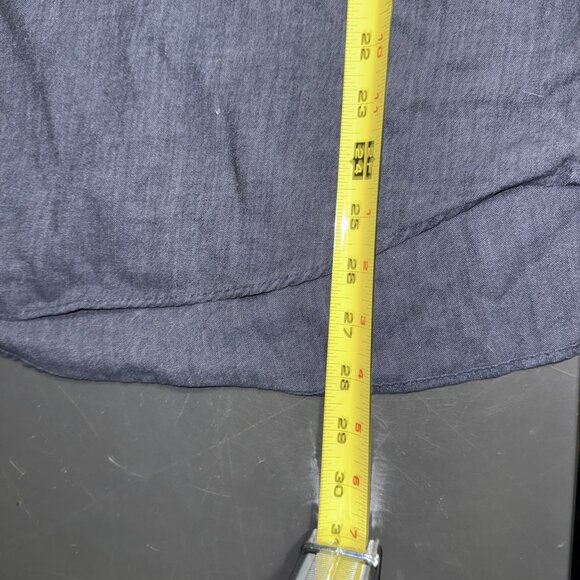 Van Heusen Never Tuck Classic Fit Button Down XLT 17-17.5 Blue Long Sleeve - Picture 15 of 16